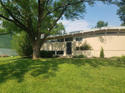 310 Coventry Ln, Manchester, MO 63021 photo 1