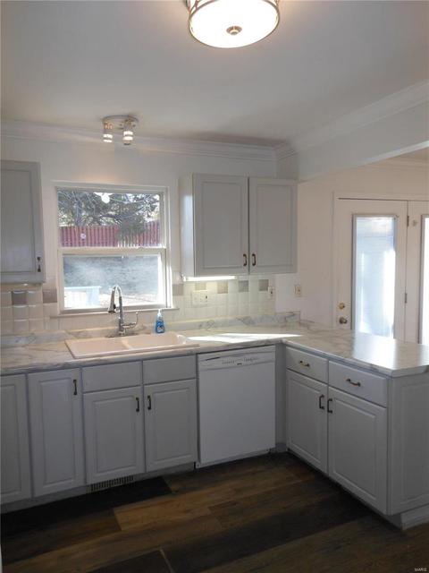 731 Le Manns Dr, Manchester, MO 63021 photo 10