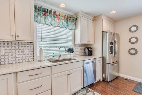 635 Spring Mdws, Manchester, MO 63011 photo 8
