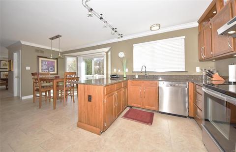 2500 Hidden Meadow Ln, Ballwin, MO 63021 photo 12