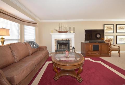 2500 Hidden Meadow Ln, Ballwin, MO 63021 photo 4