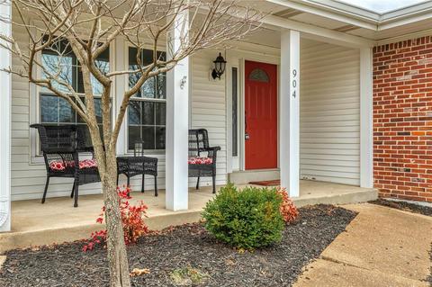 904 Parkwatch Dr, Ballwin, MO 63011 photo 3