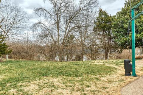 904 Parkwatch Dr, Ballwin, MO 63011 photo 44