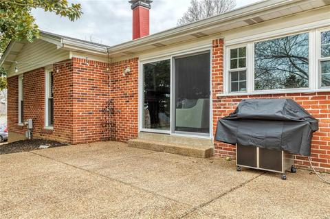 904 Parkwatch Dr, Ballwin, MO 63011 photo 41