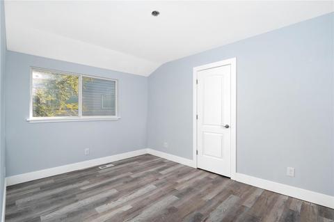 9258 Litzsinger Rd, Saint Louis, MO 63144 photo 18