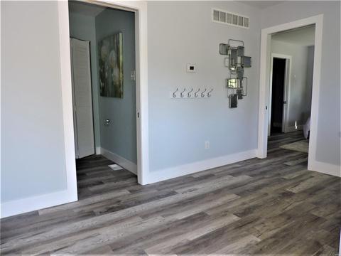 9258 Litzsinger Rd, Saint Louis, MO 63144 photo 12