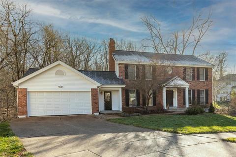 636 Crofton Circle Ct, Ballwin, MO 63021 photo 4