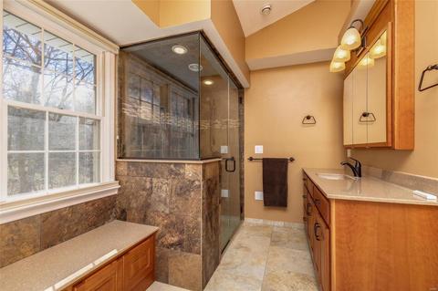 636 Crofton Circle Ct, Ballwin, MO 63021 photo 34