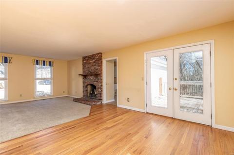 636 Crofton Circle Ct, Ballwin, MO 63021 photo 14