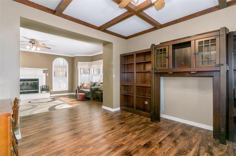1072 Chatelet, Saint Louis, MO 63135 photo 9