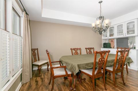 1072 Chatelet, Saint Louis, MO 63135 photo 21