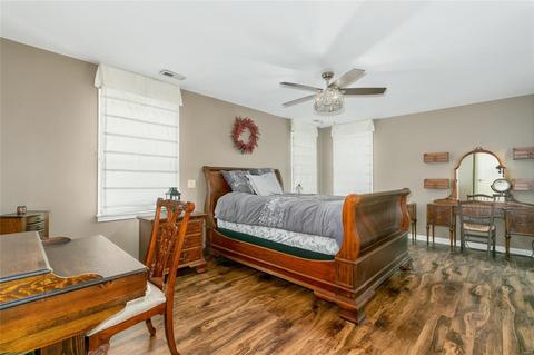 1072 Chatelet, Saint Louis, MO 63135 photo 24