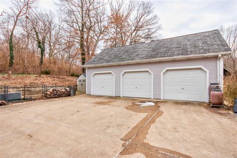 1072 Chatelet, Saint Louis, MO 63135 photo 28