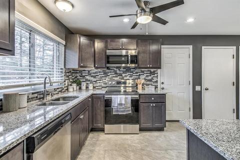 1004 Bedford, Ballwin, MO 63011 photo 8