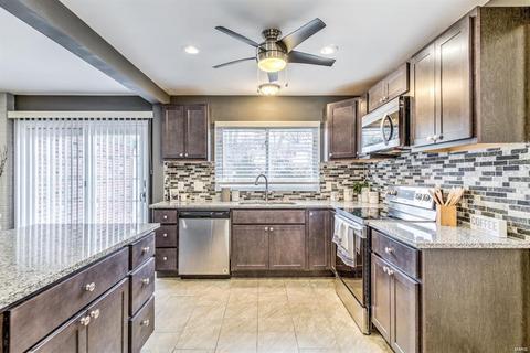 1004 Bedford, Ballwin, MO 63011 photo 9