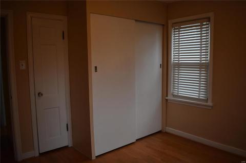 327 Carson Rd, Saint Louis, MO 63135 photo 12