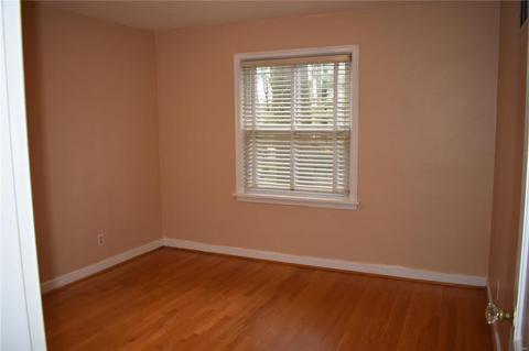 327 Carson Rd, Saint Louis, MO 63135 photo 11