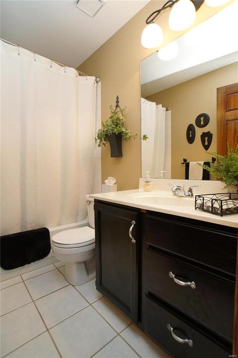 961 Westrun Dr, Ballwin, MO 63021 photo 34