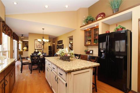 961 Westrun Dr, Ballwin, MO 63021 photo 18