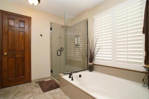 961 Westrun Dr, Ballwin, MO 63021 photo 29