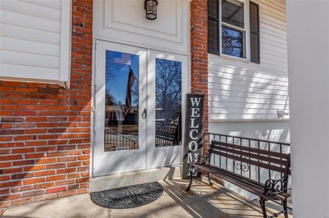 617 Hickory Knl, Ballwin, MO 63021 photo 2