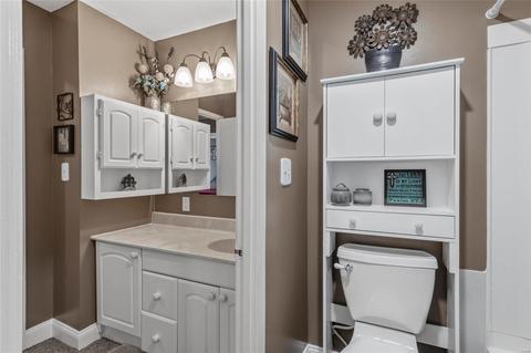 617 Hickory Knl, Ballwin, MO 63021 photo 16