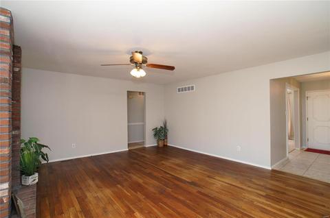 706 Barham Down Dr, Ballwin, MO 63011 photo 5