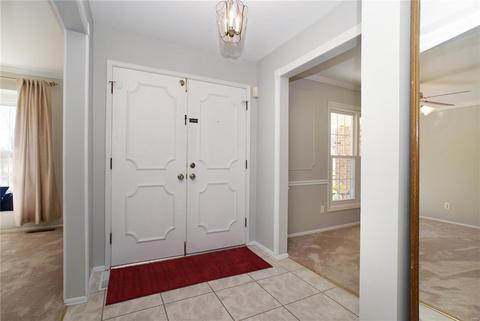 706 Barham Down Dr, Ballwin, MO 63011 photo 4