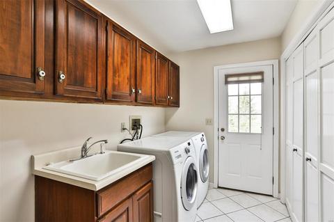 2113 Hickory Dr, Chesterfield, MO 63005 photo 24