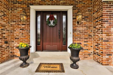 2113 Hickory Dr, Chesterfield, MO 63005 photo 4