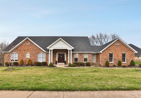 2113 Hickory Dr, Chesterfield, MO 63005 photo 1