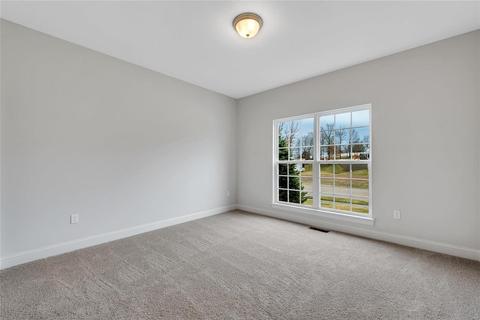 695 Bluffs View Ct, Eureka, MO 63025 photo 17