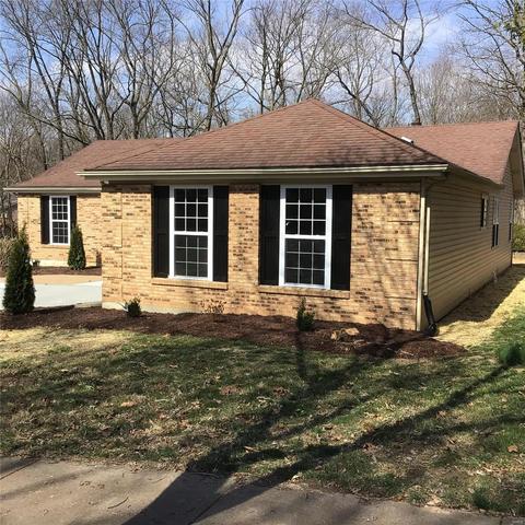 893 Sugar Hl, Manchester, MO 63021 photo 4