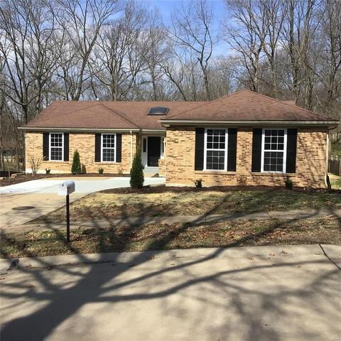893 Sugar Hl, Manchester, MO 63021 photo 1