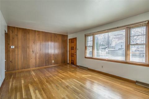 32 Daniel Dr, O'fallon, MO 63366 photo 3
