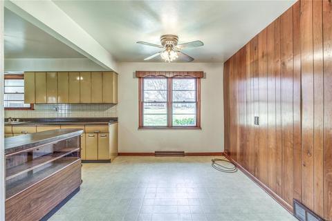32 Daniel Dr, O'fallon, MO 63366 photo 4