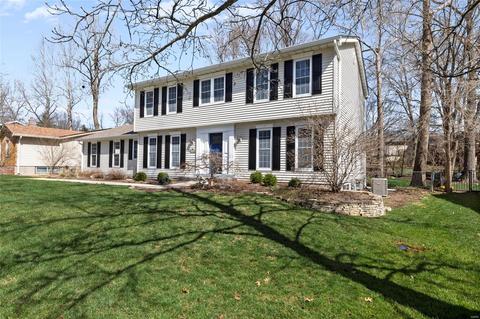 608 Forest Leaf, Ballwin, MO 63011 photo 2