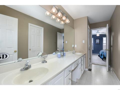 1002 Kiefer Ridge Dr, Ballwin, MO 63021 photo 30