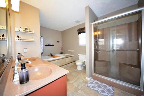 2045 Beckewith Trl, O'fallon, MO 63368 photo 19