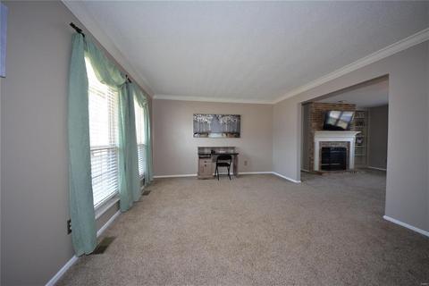 2045 Beckewith Trl, O'fallon, MO 63368 photo 4