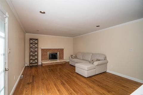 1034 Dutch Mill Dr, Ballwin, MO 63011 photo 19