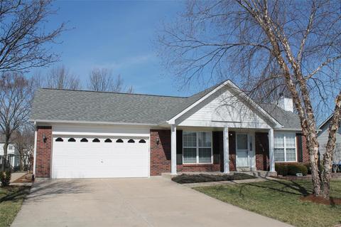 1020 Delmar Dr, O'fallon, MO 63366 photo 2
