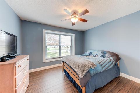1958 Hedge Dr, O'fallon, MO 63366 photo 21
