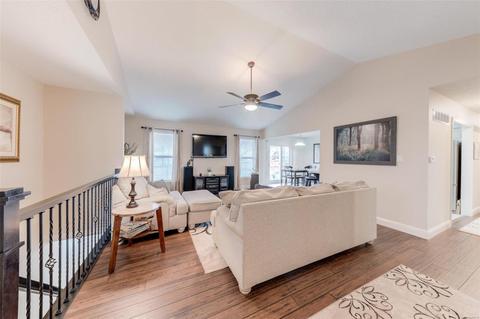 1958 Hedge Dr, O'fallon, MO 63366 photo 5