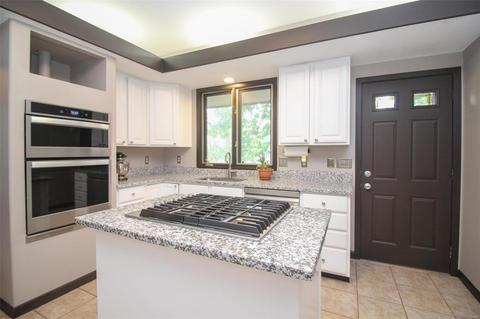1121 Shadowfaire, Ballwin, MO 63021 photo 7
