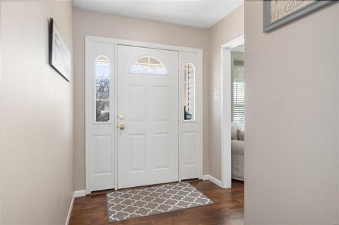 1649 Sunnyridge Rd, Ellisville, MO 63011 photo 2