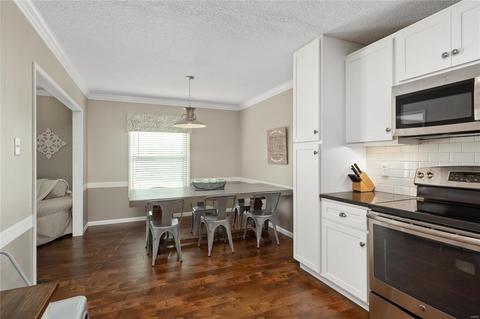 1649 Sunnyridge Rd, Ellisville, MO 63011 photo 8