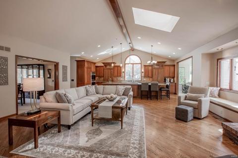 1311 Dietrich Oaks Dr, Ballwin, MO 63021 photo 8