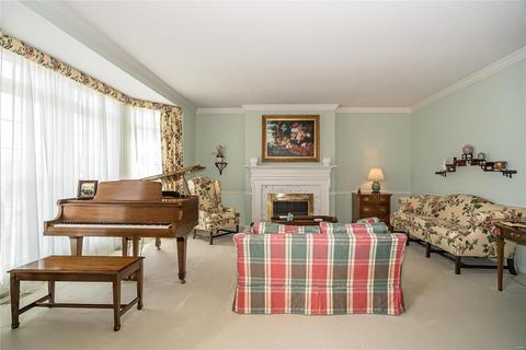 1006 Regency Manor Dr, Ballwin, MO 63011 photo 8