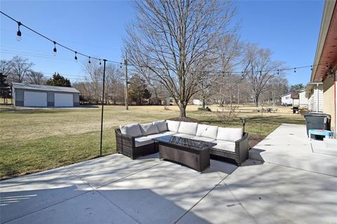119 Ivy Ct, Ballwin, MO 63011 photo 32